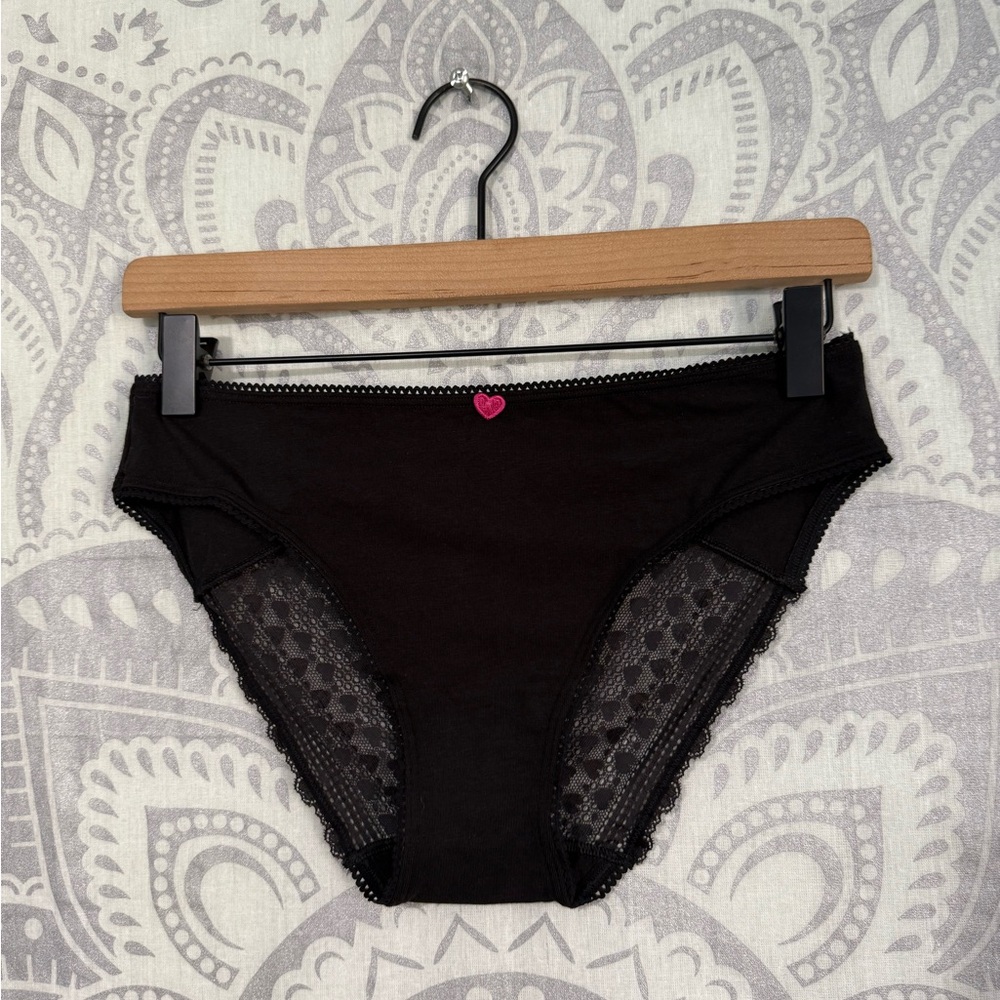 Nwt $14 Victorias Secret Mesh Lace Back Black Pink Heart Valentines Day Bikini M